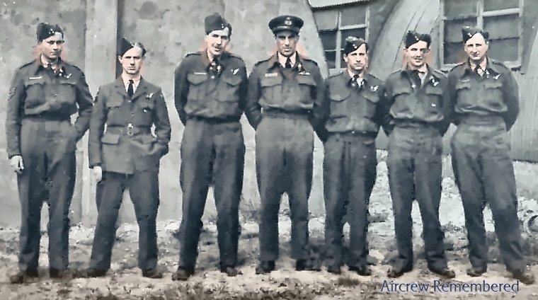 90-squadron-lancaster-i-lm183-crew_6d558c6b.jpg